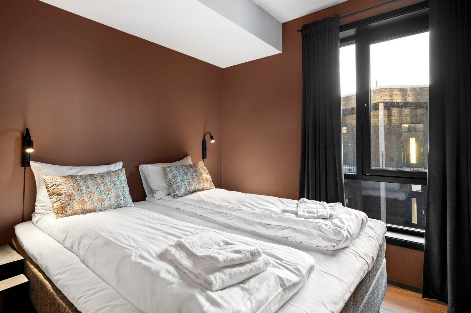 Leiligheten inneholder to soverom med totalt 4 sengeplasser. Galleribilde