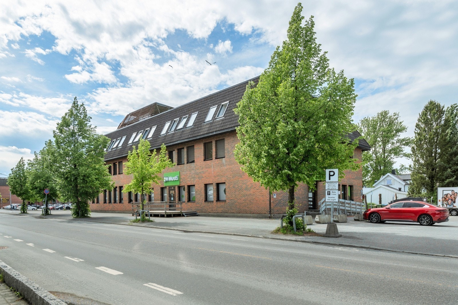 Stokmoveien 1 sett fra Torgkvartalet. Galleribilde