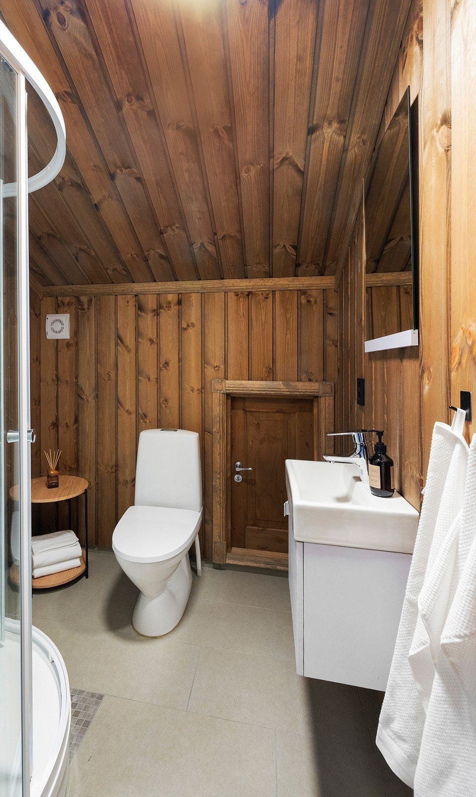 Bad 2. etg Galleribilde