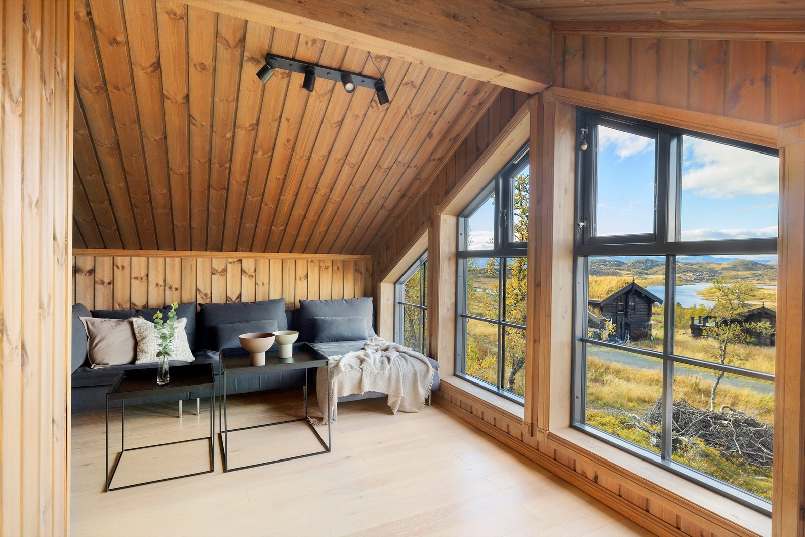 Loftstue Galleribilde