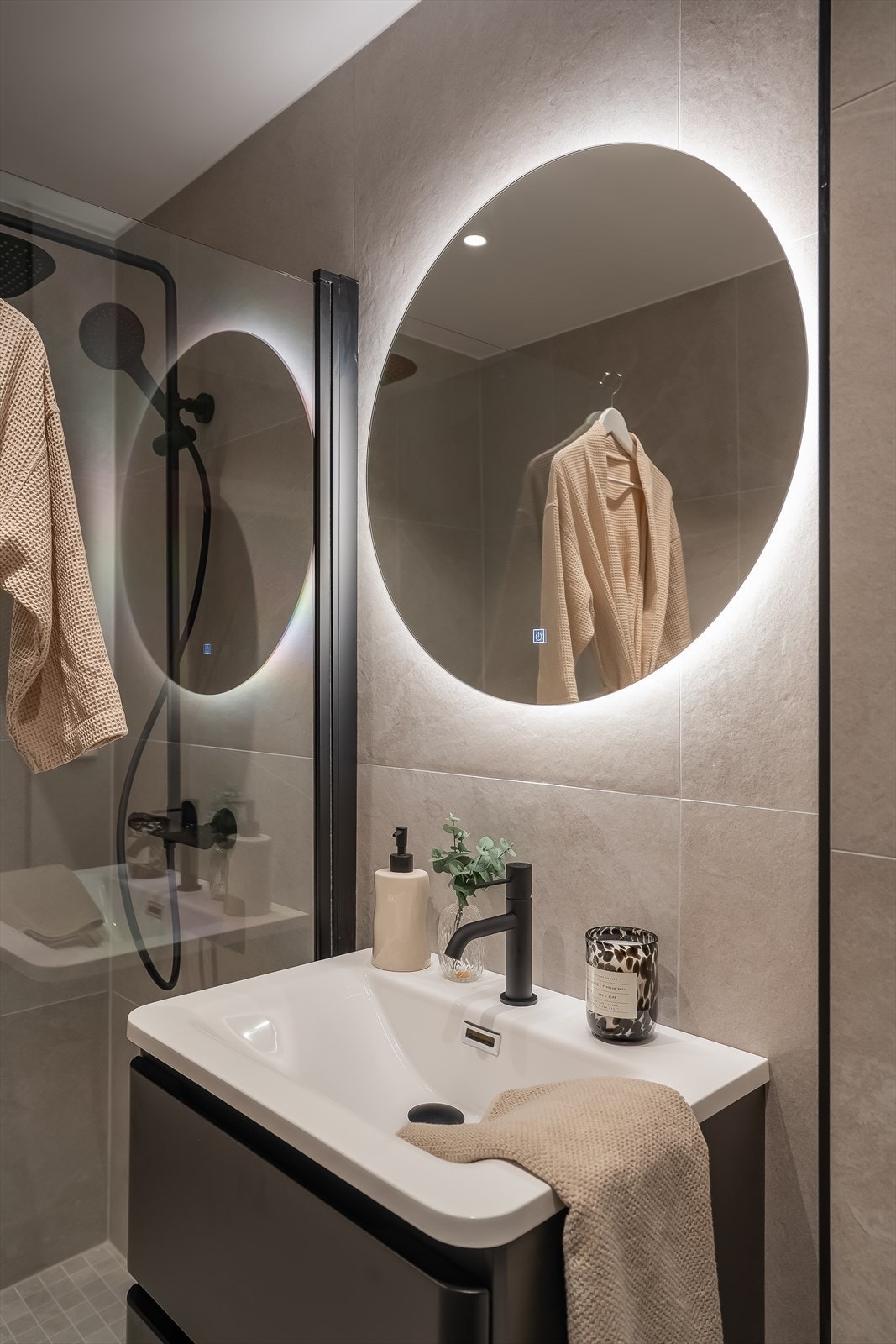 Badet er nytt og ubrukt, TG 0 ifølge takstmann. Galleribilde