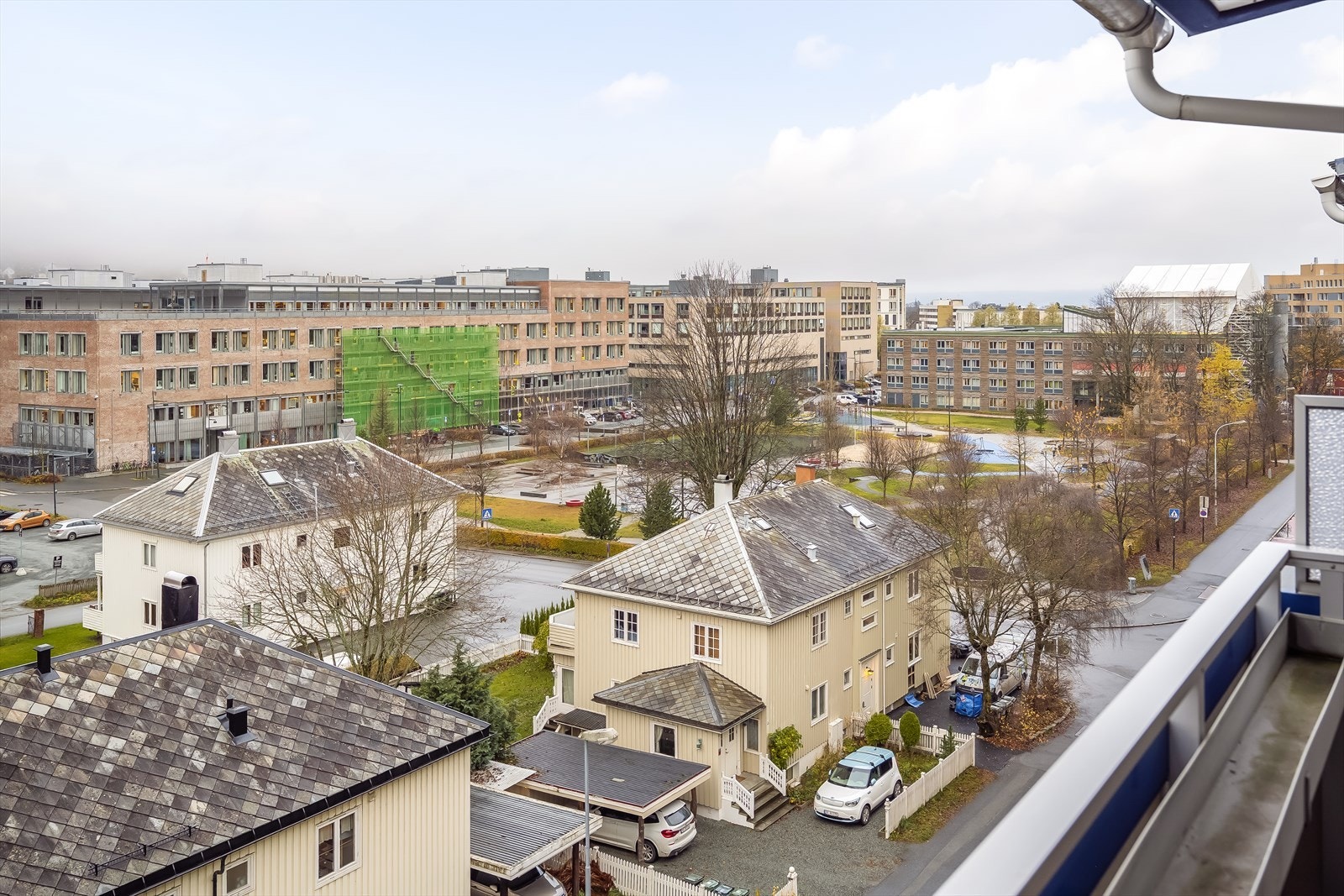 Herfra får man fin utsikt mot Byåsen og Gråkallen. Galleribilde