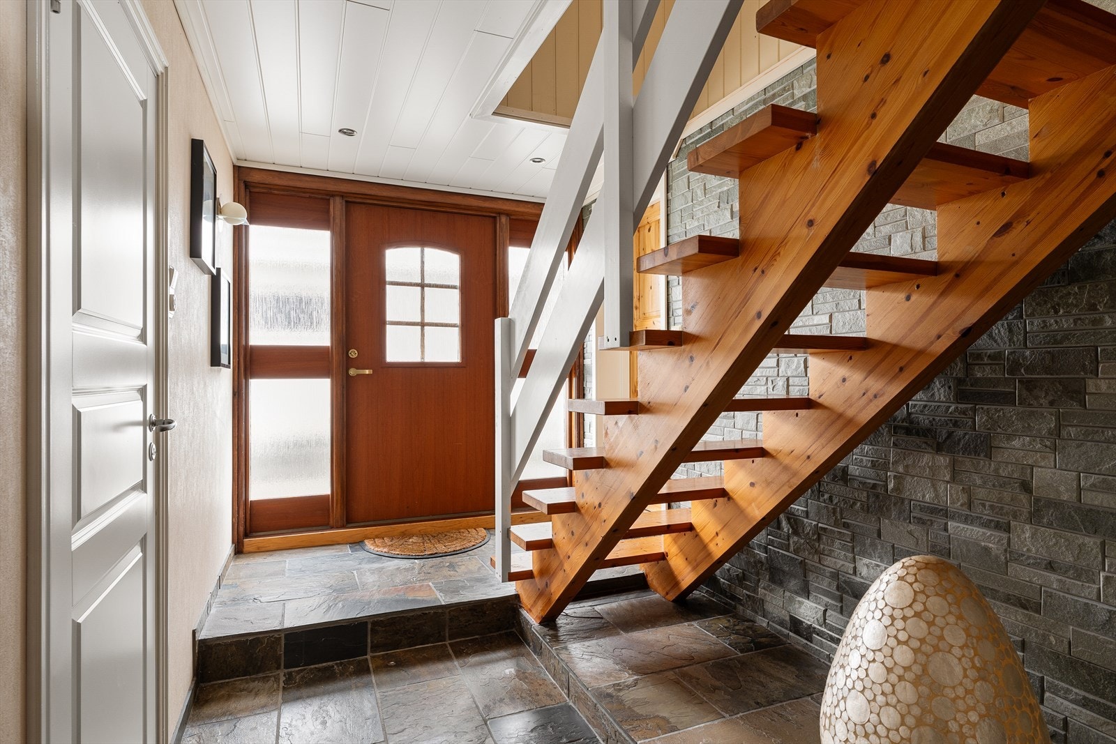 Entré med god plass Galleribilde