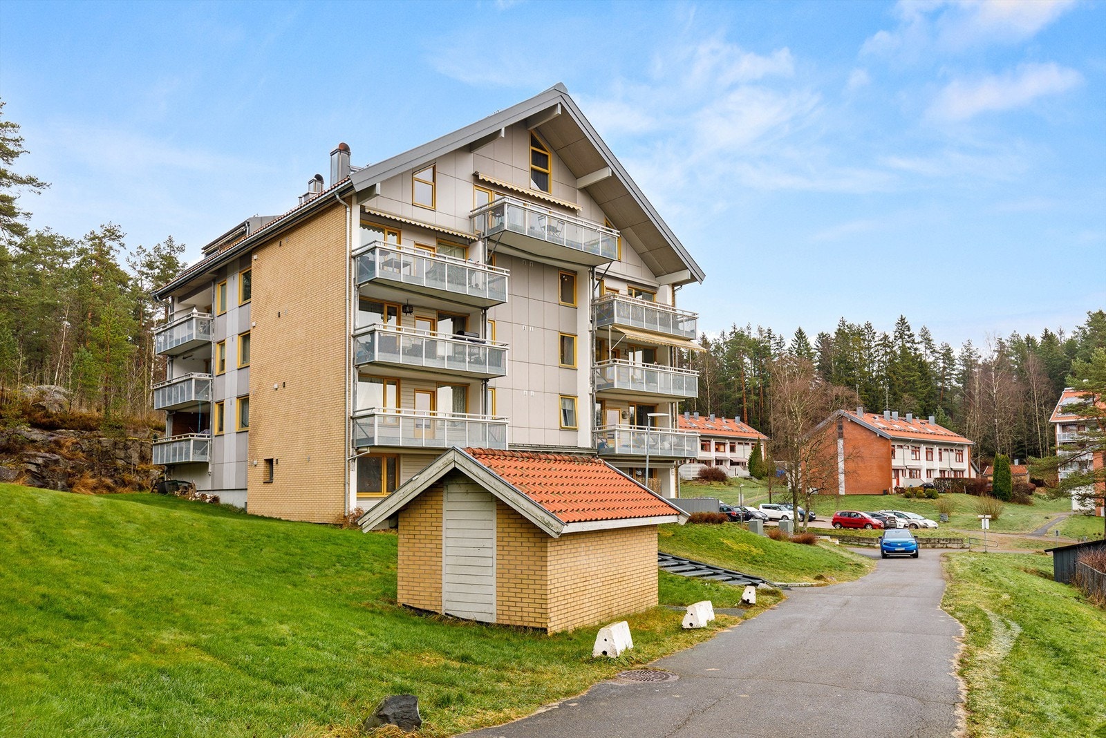 Kongeveien 14 - fasade Galleribilde