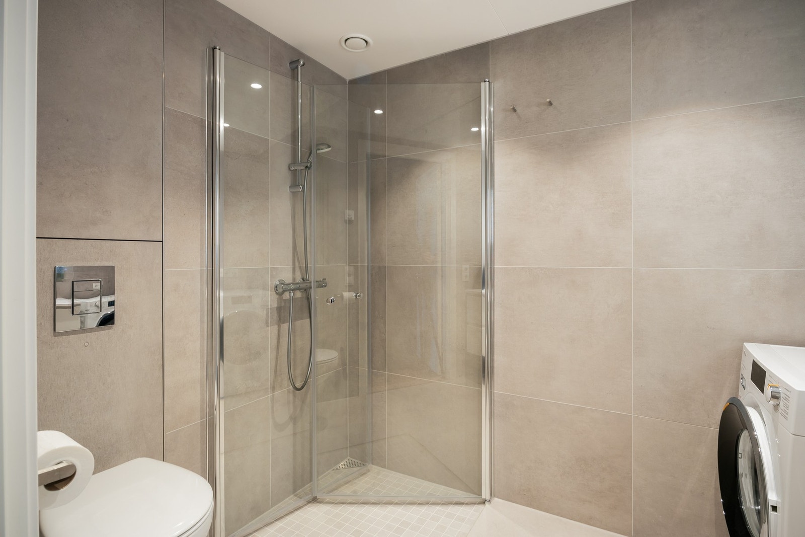 Begge badene er i samme utførelse. Galleribilde