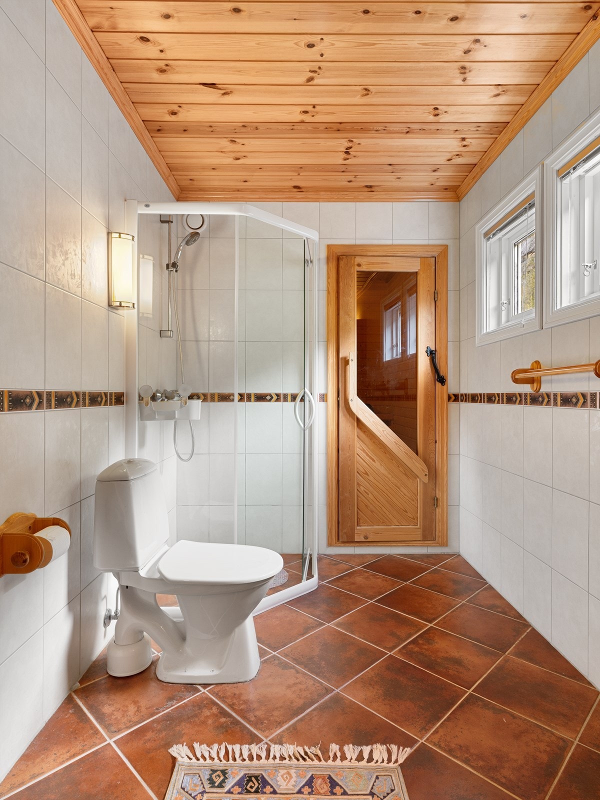 Fra badet er det tilgang til badstu. Galleribilde