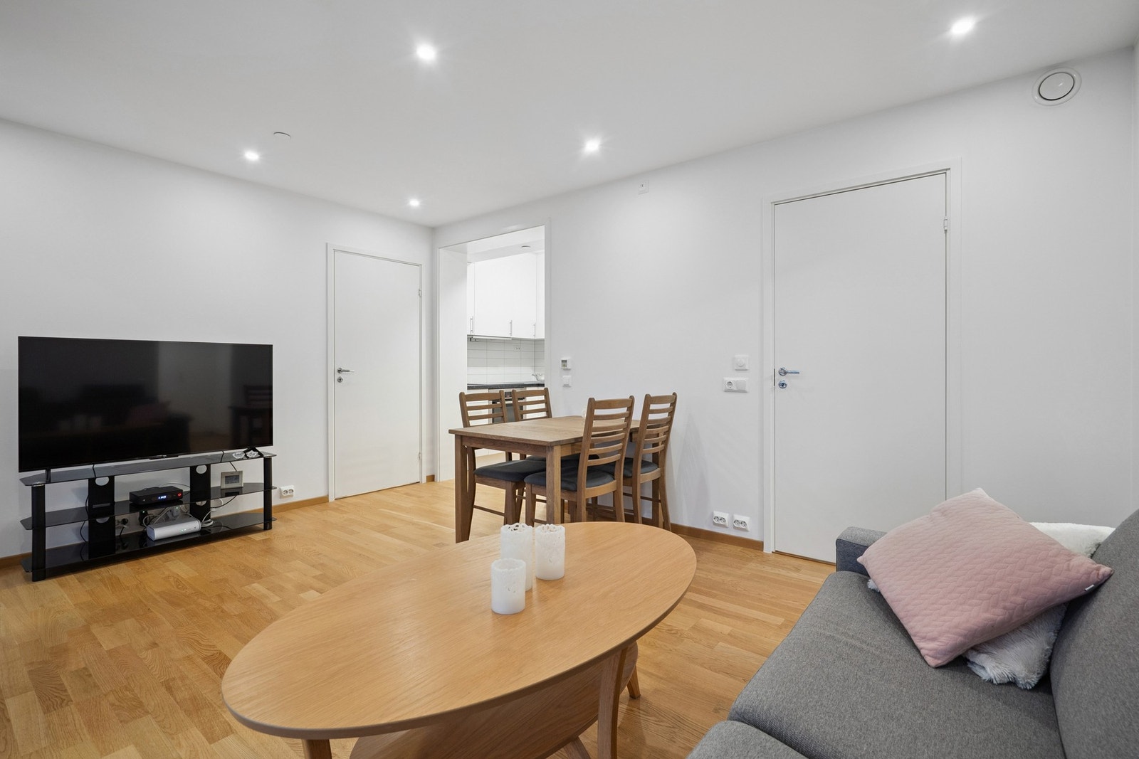 Himlingen er nedforet og har downligts. Galleribilde