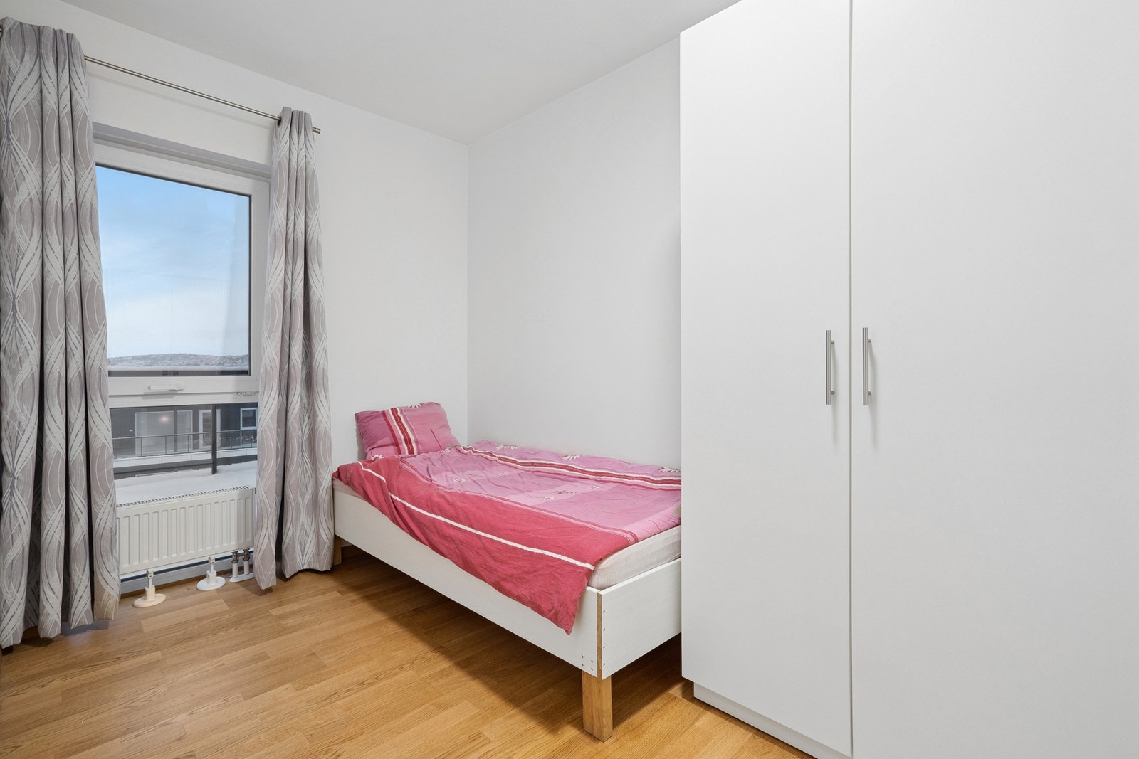 Det er også godt med lys fra gode vindusflater. Galleribilde