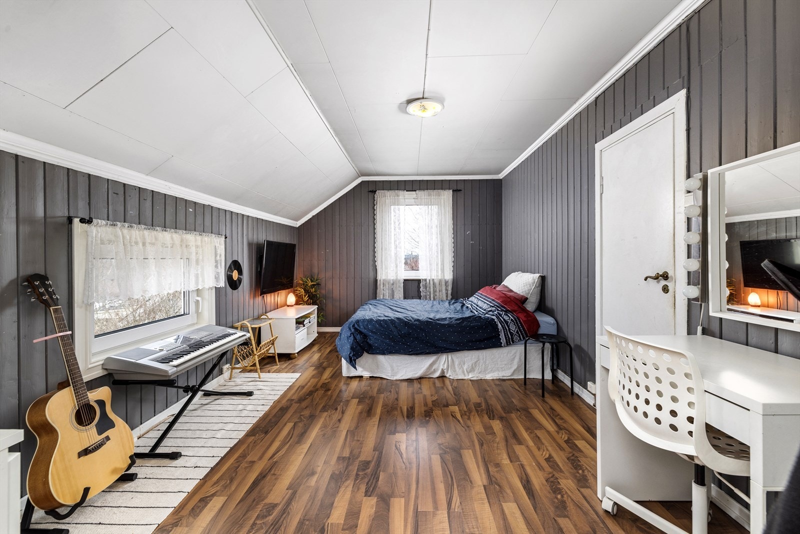 Soverom nr. 2 (vinkel fra hovedsoverom) Galleribilde