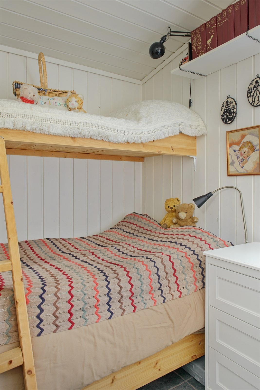 Soverom 2 er innredet med køyeseng. Galleribilde