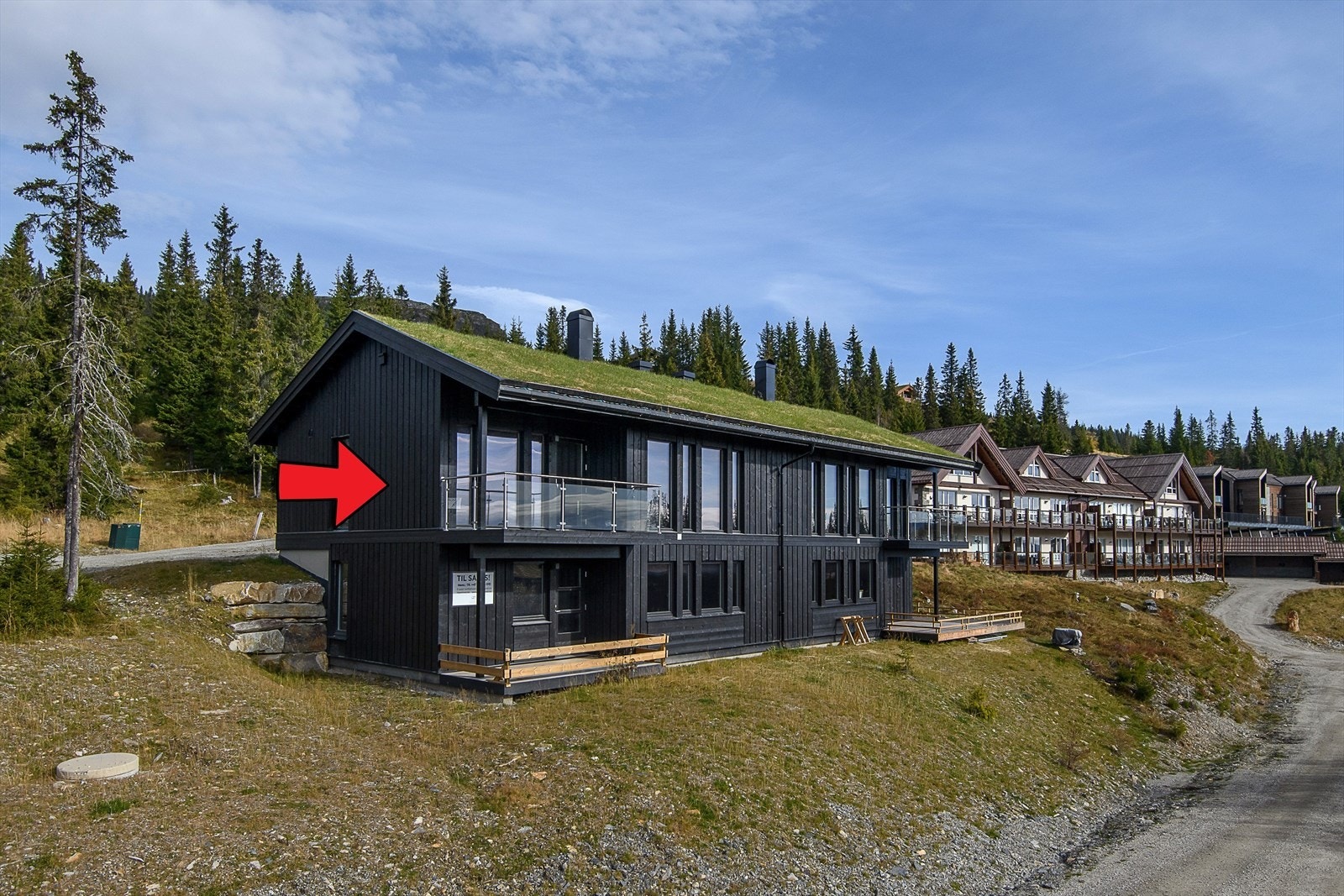 Velkommen til Segelstadseterlia 25 A på Kvitfjells Vestside! Lekker, innbydende og ubrukt leilighet over 2 plan. Ski inn/ut. Foto: Lars Marius Bækkevold. Galleribilde