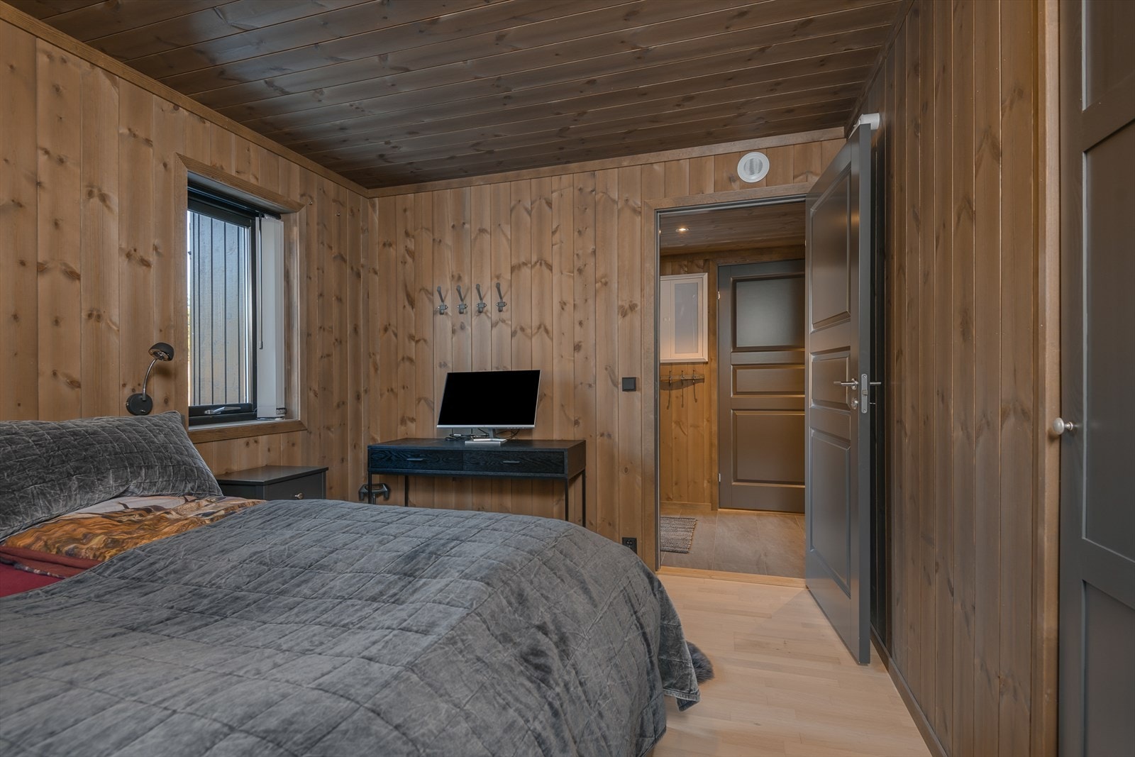 Adkomst til soverommene fra gangen. Galleribilde