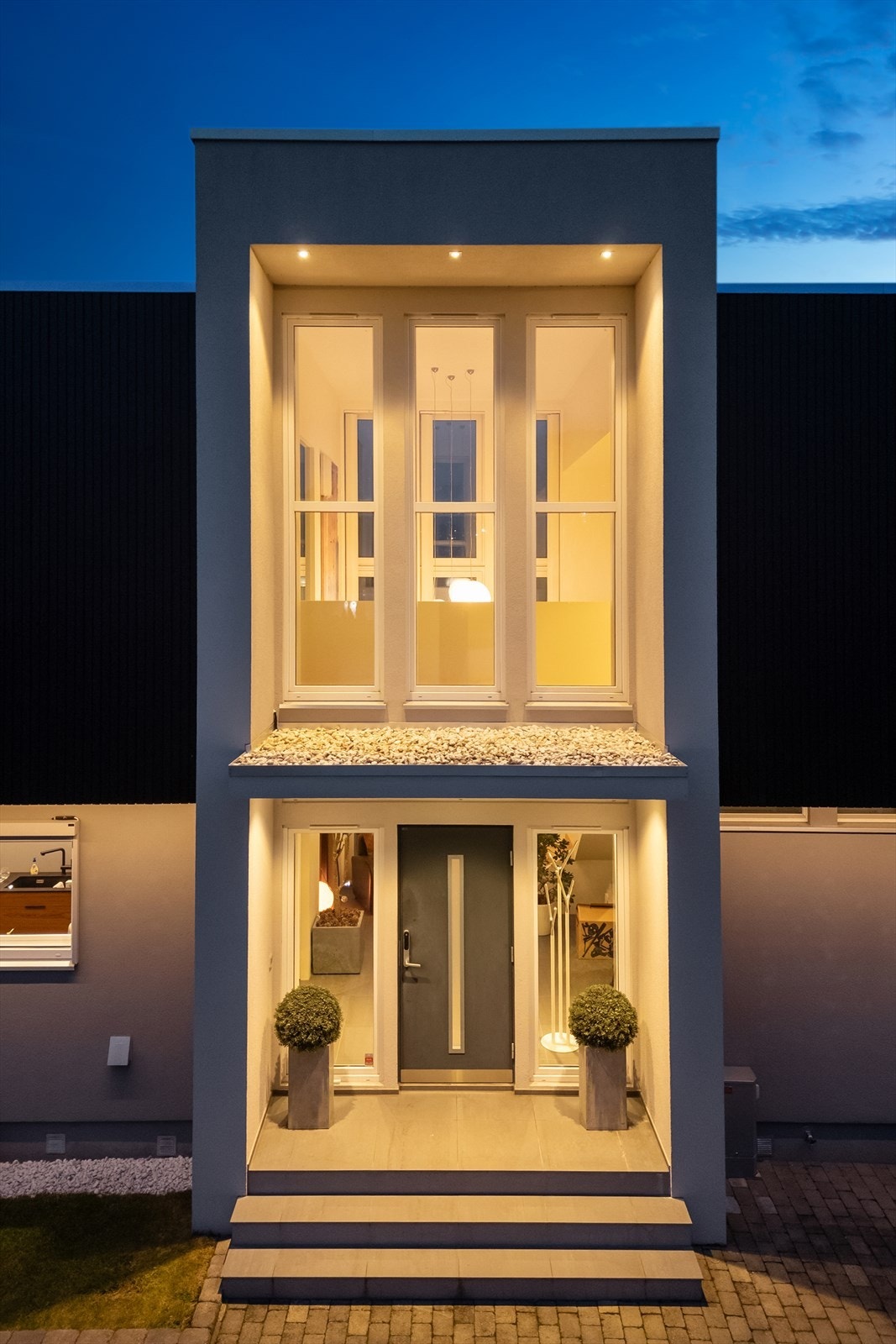 Utebelysningen gir boligen det lille ekstra. Galleribilde