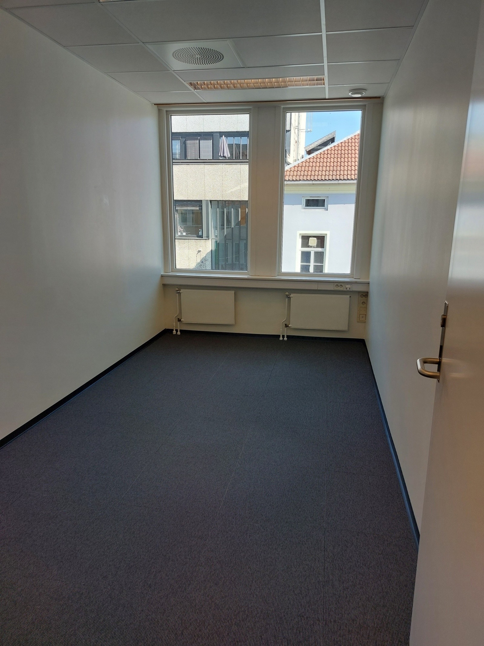 kontor 12 m2 Galleribilde
