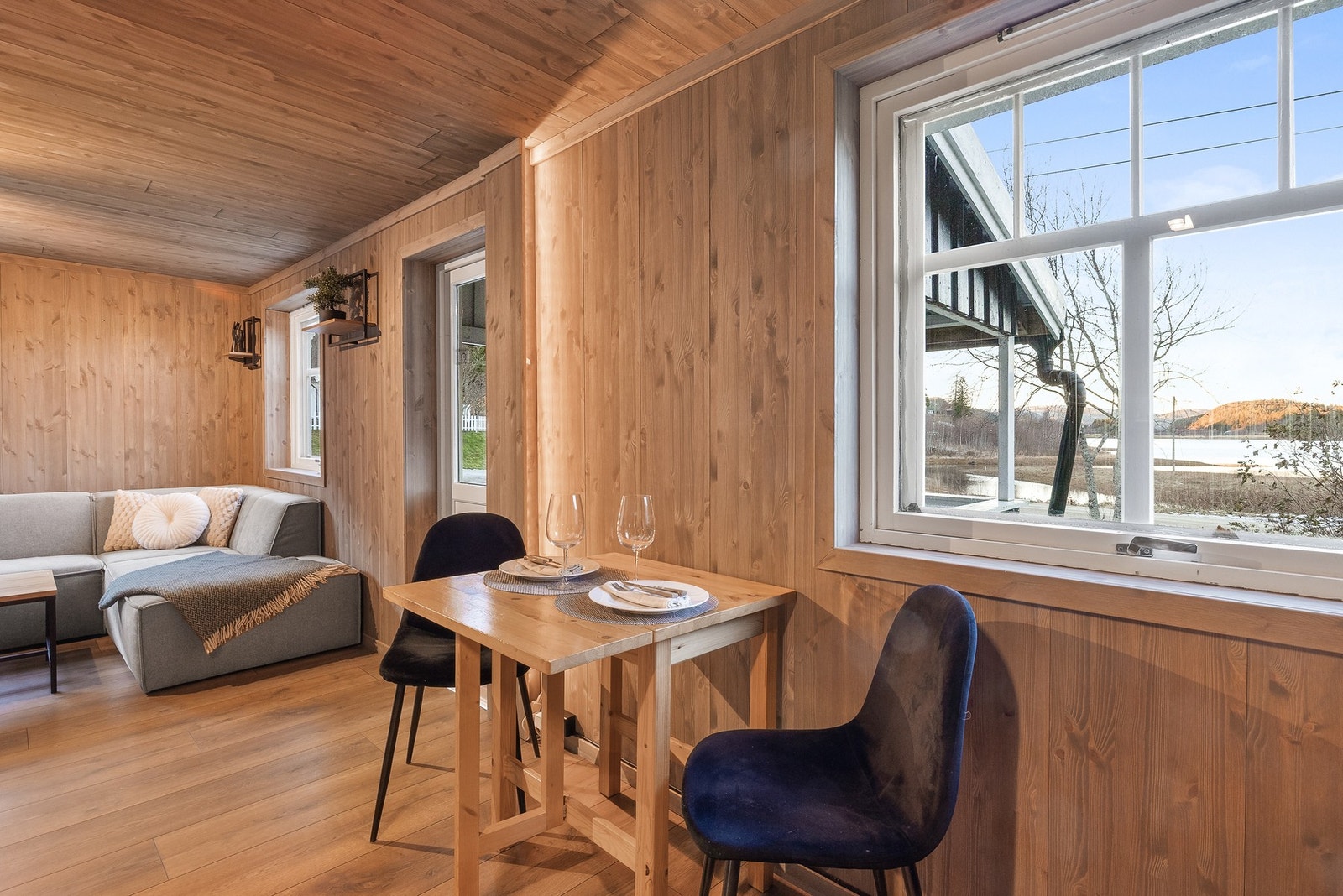 Sone for spisebord. Galleribilde