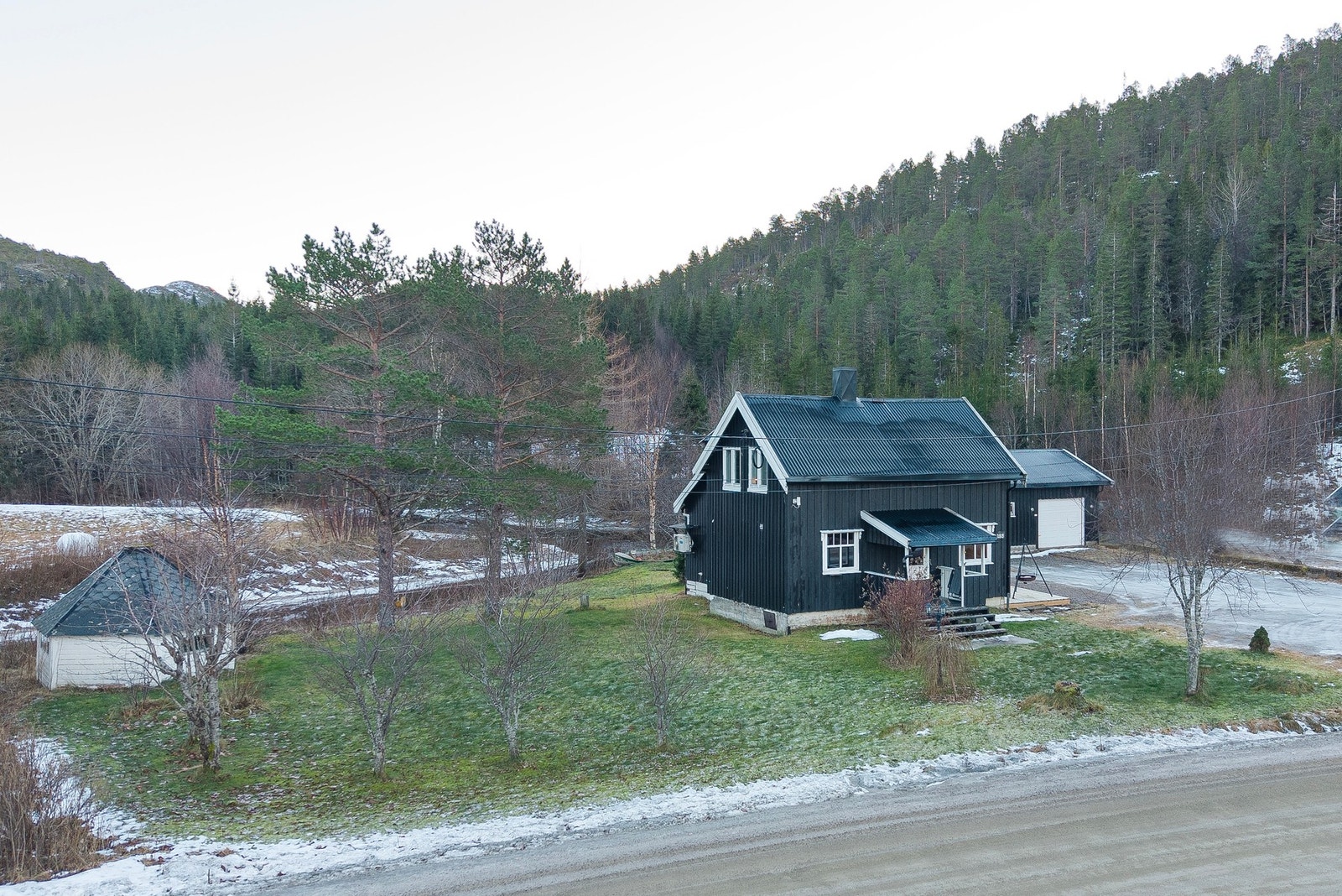 Adkomst fra offentlig vei. Galleribilde