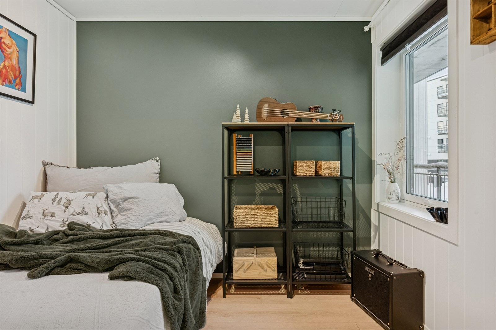 Soverom 2 er på 5,8m². Galleribilde