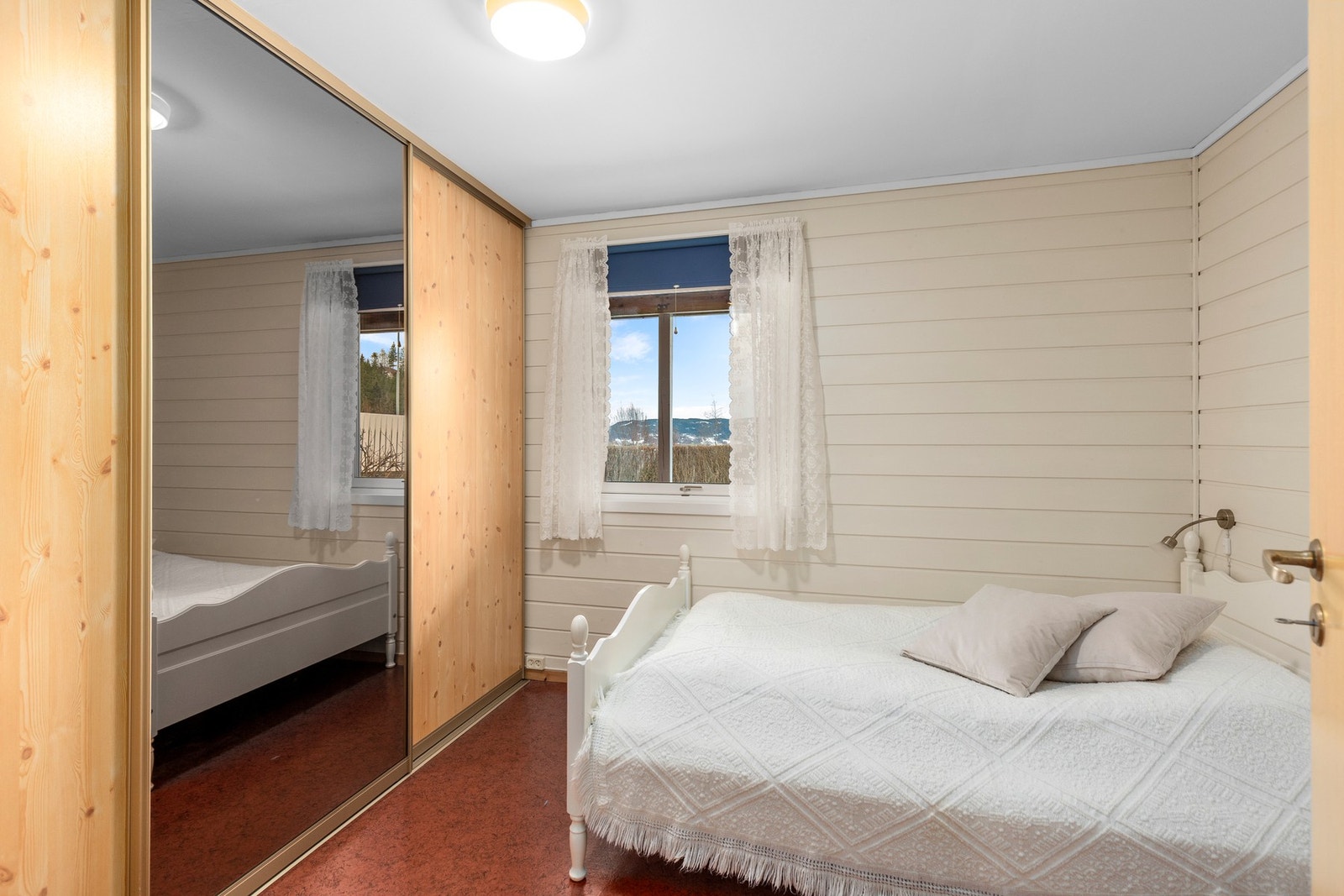 Soverom på 10,5 kvm. Galleribilde