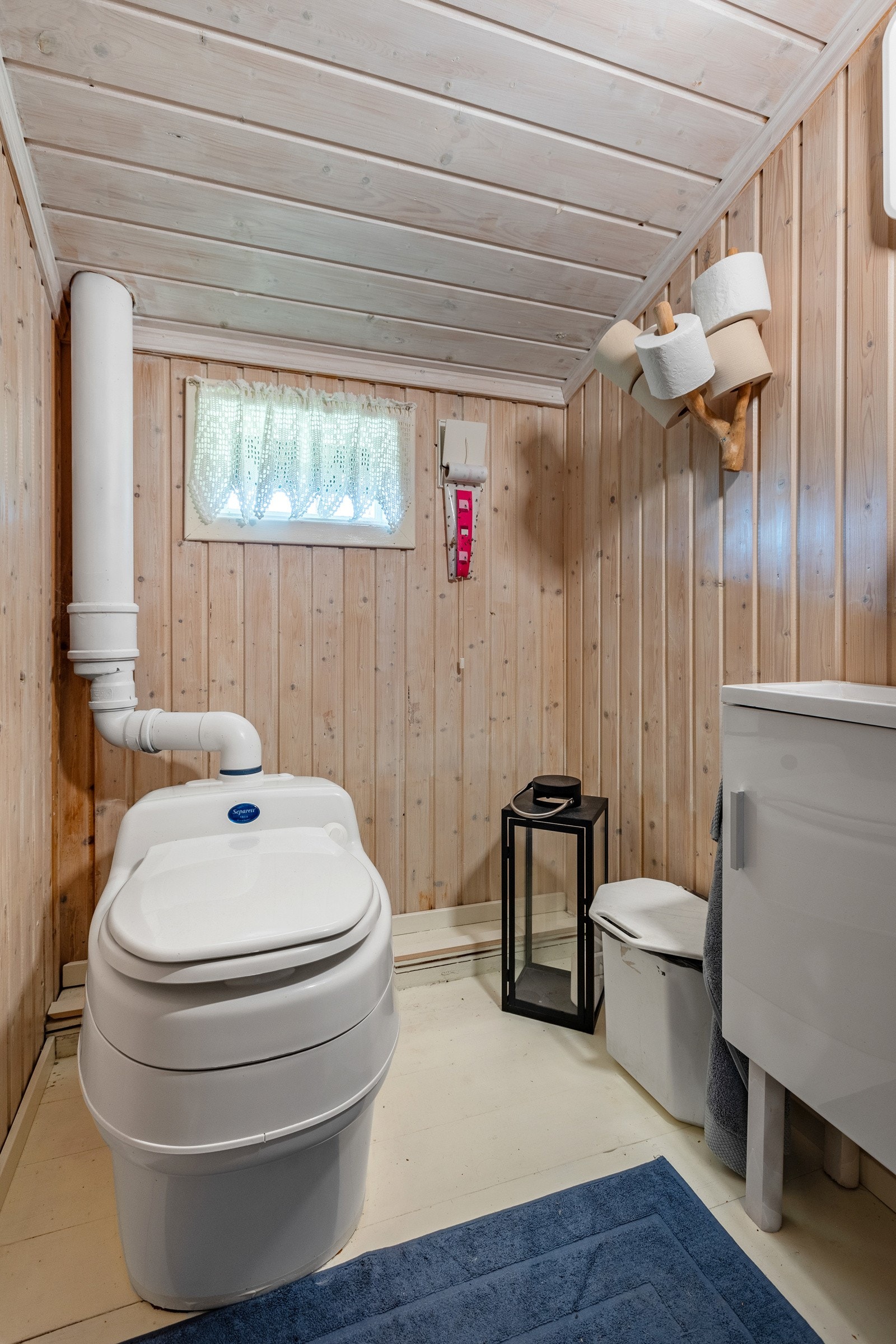 Hyttetoalett Galleribilde