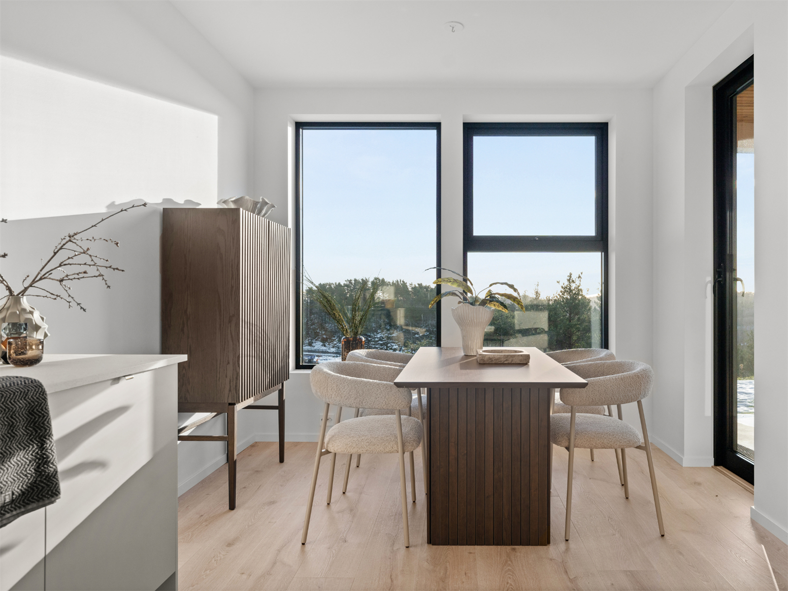 God plass til spisebord Galleribilde