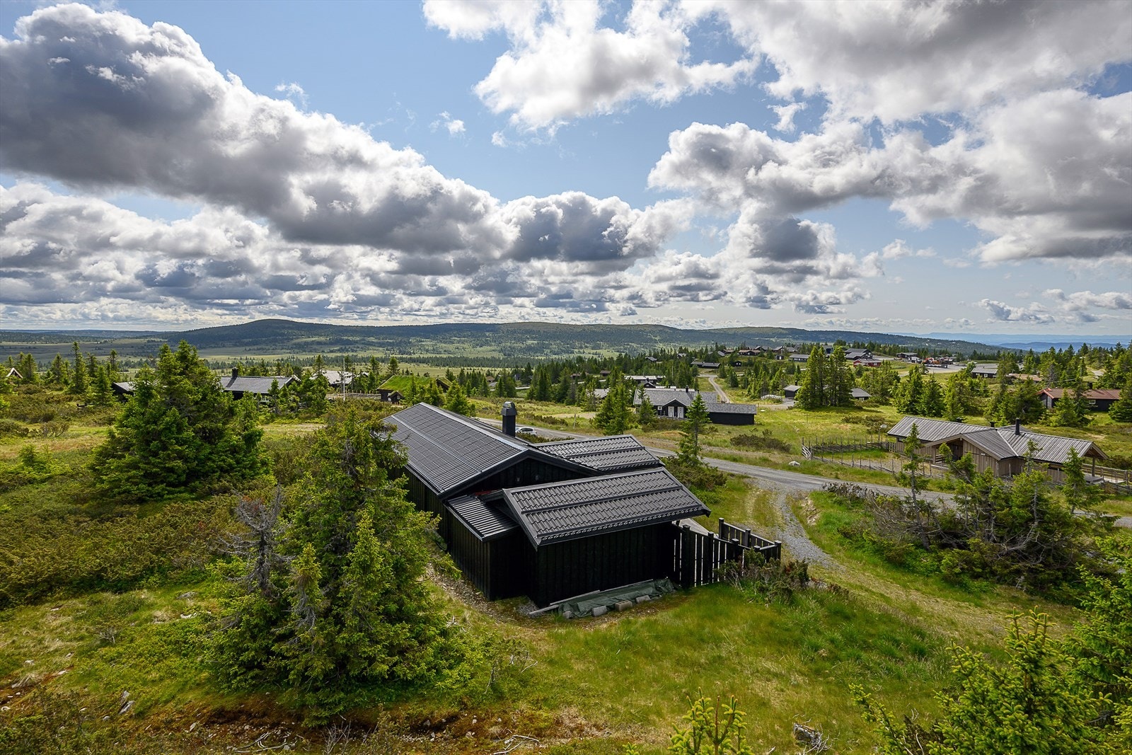 Utsikt mot Snørvillen. Galleribilde