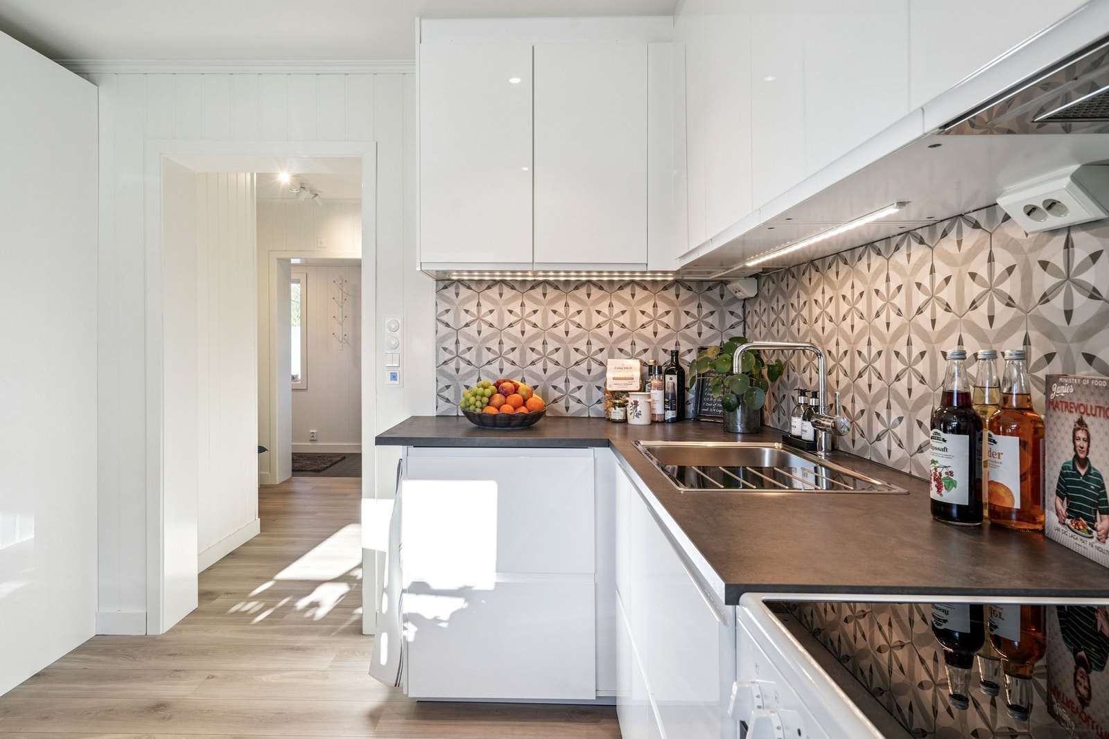 Kjøkken første etasjen Galleribilde