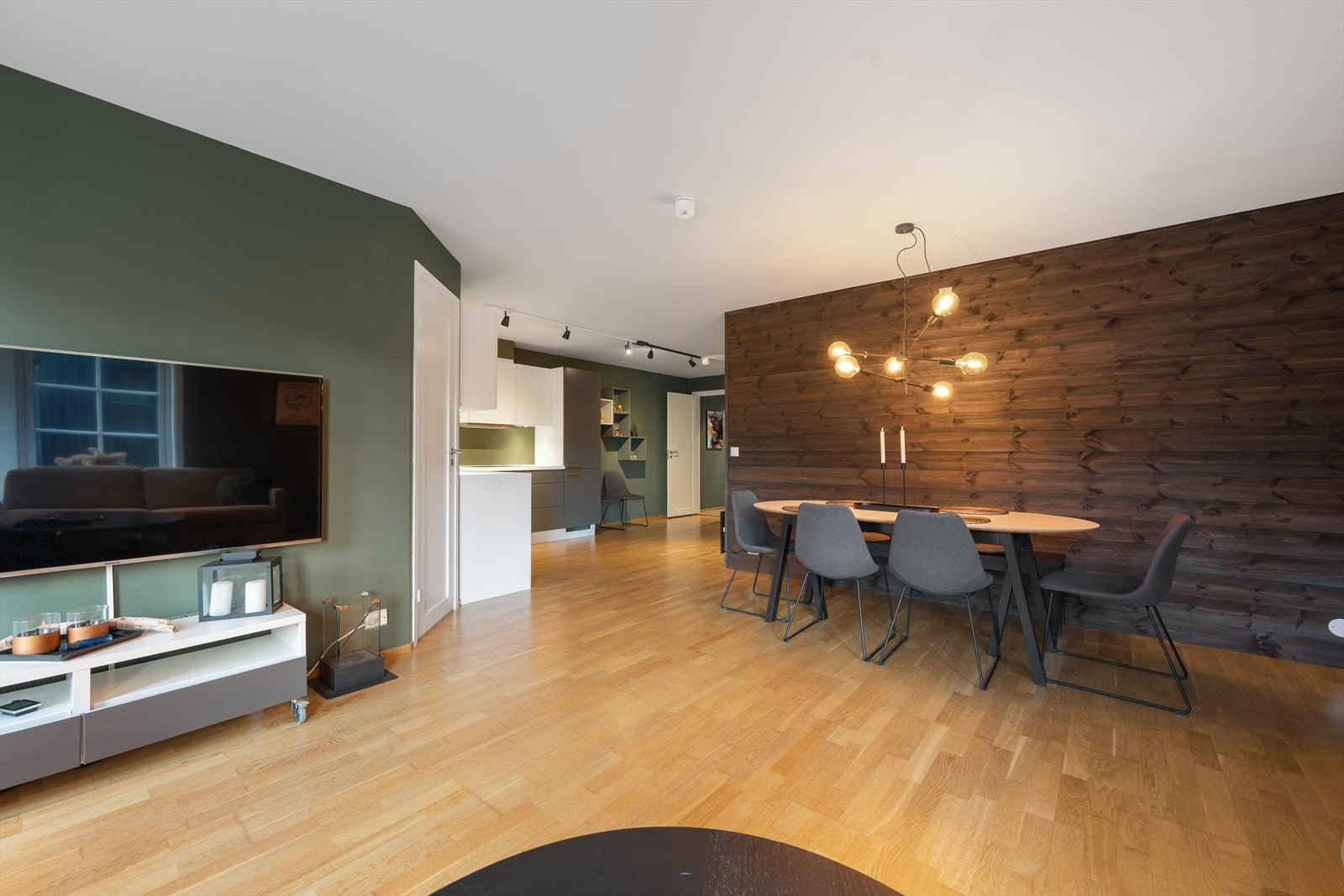 311533_DSC06207.jpg Galleribilde