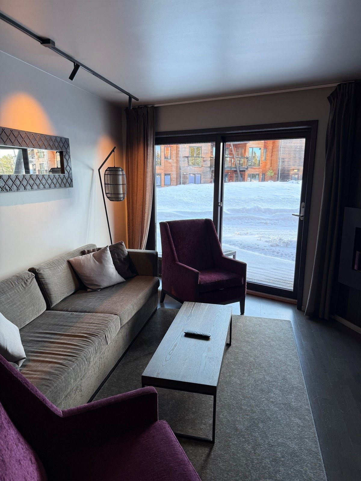 Fra stuen har man adkomst til markterrassen med enkel adkomst til langrennssporene. Galleribilde