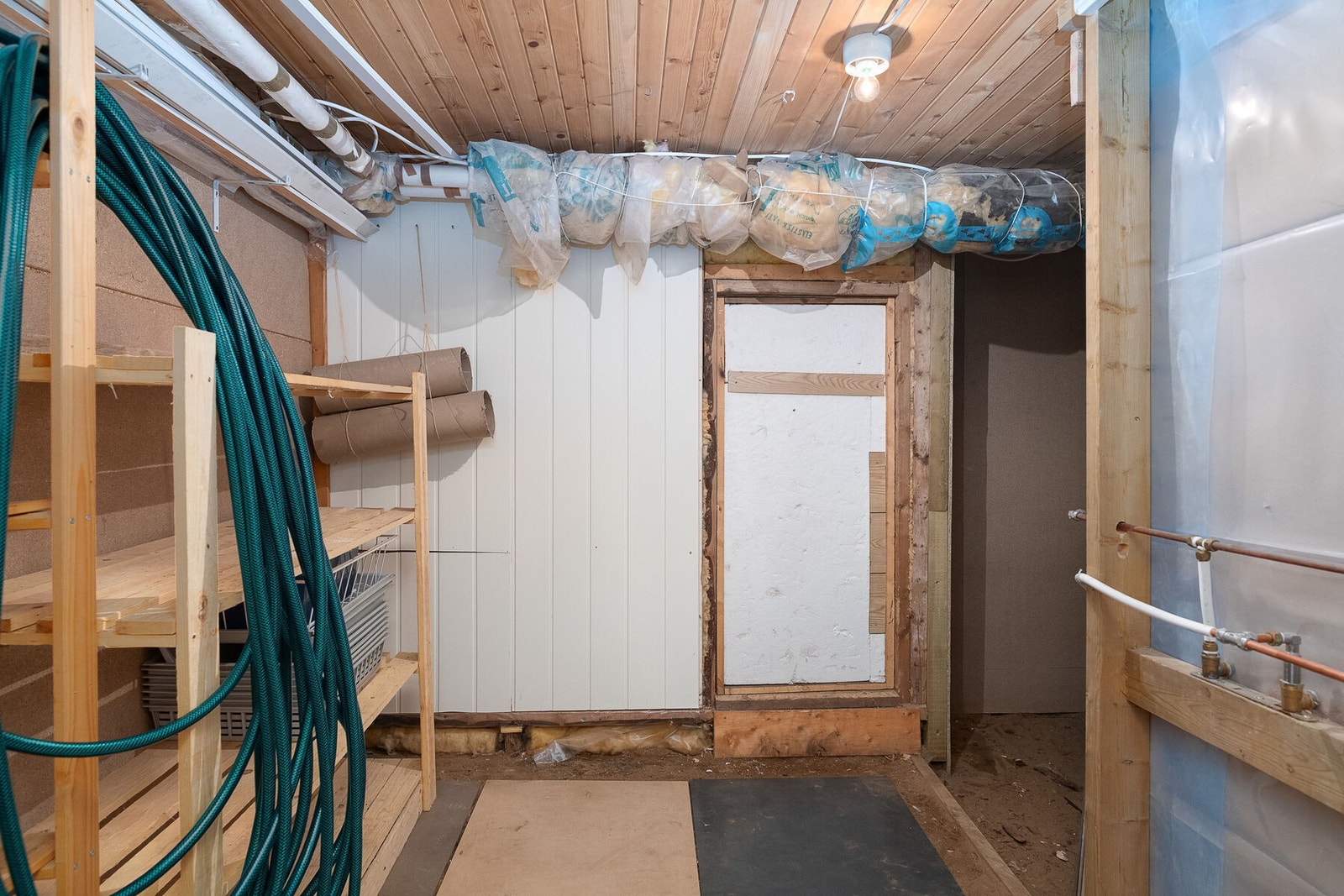 Bod i kjeller. Galleribilde