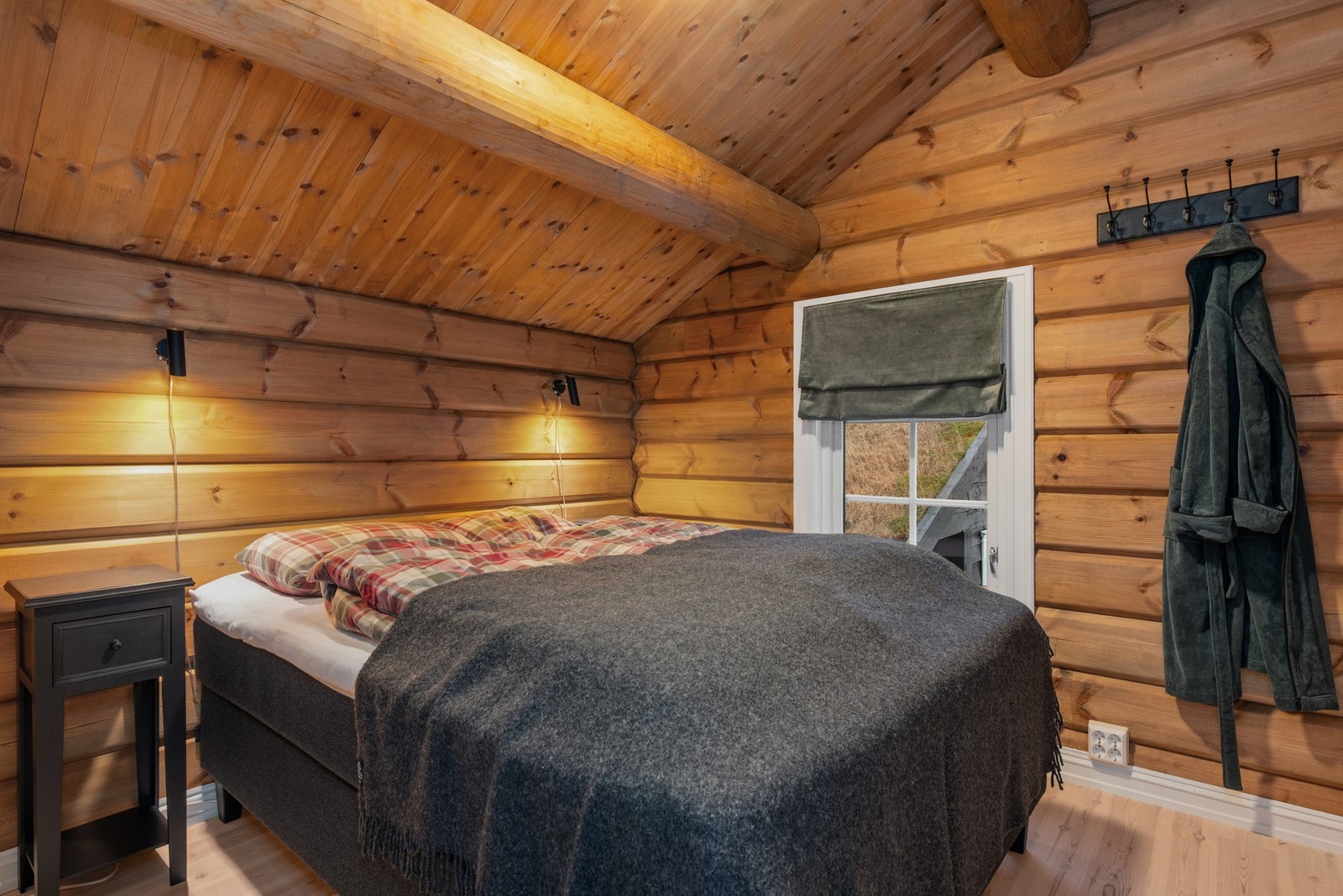 I tillegg finner vi et ekstra soverom i 2. etasje på ca. 7 kvm. Galleribilde