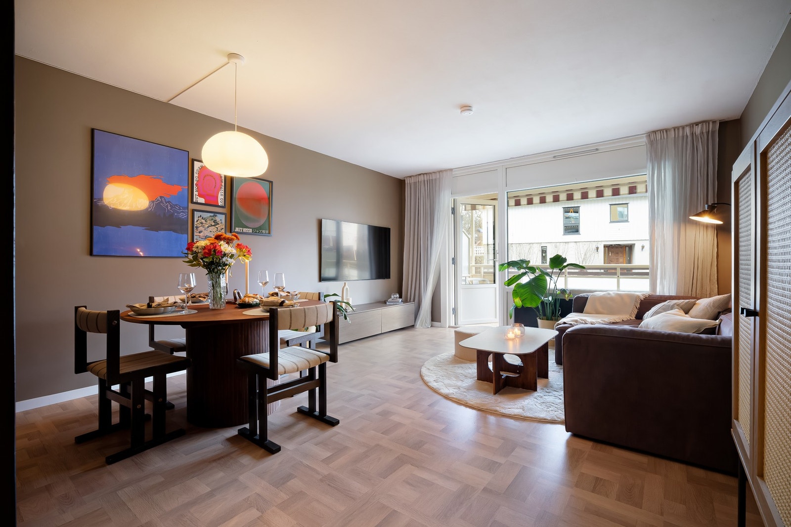 Fredrik Lund ved EIE Løren har gleden av å presentere Øivinds vei 16! Foto: Borowiak AS (Chris Borowiak). Galleribilde