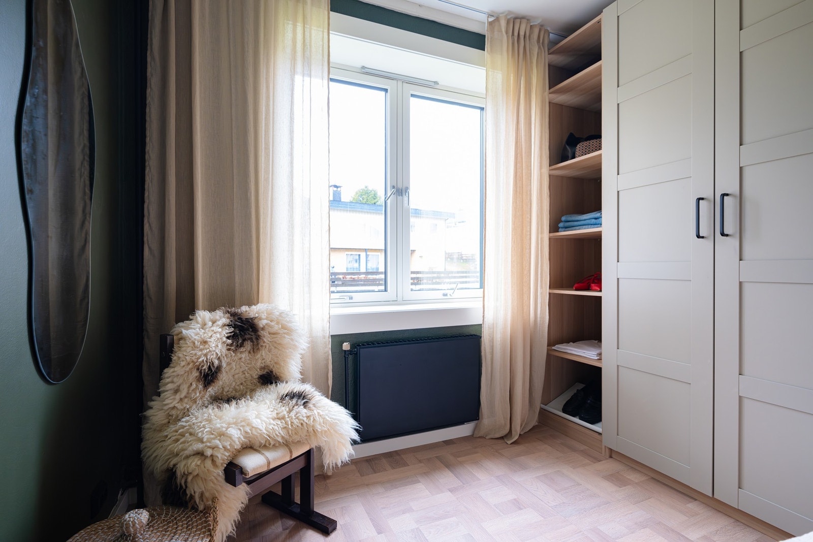 Rommene er vendt mot rolige omgivelser, så her er alt lagt til rette for en god natt med søvn. Galleribilde