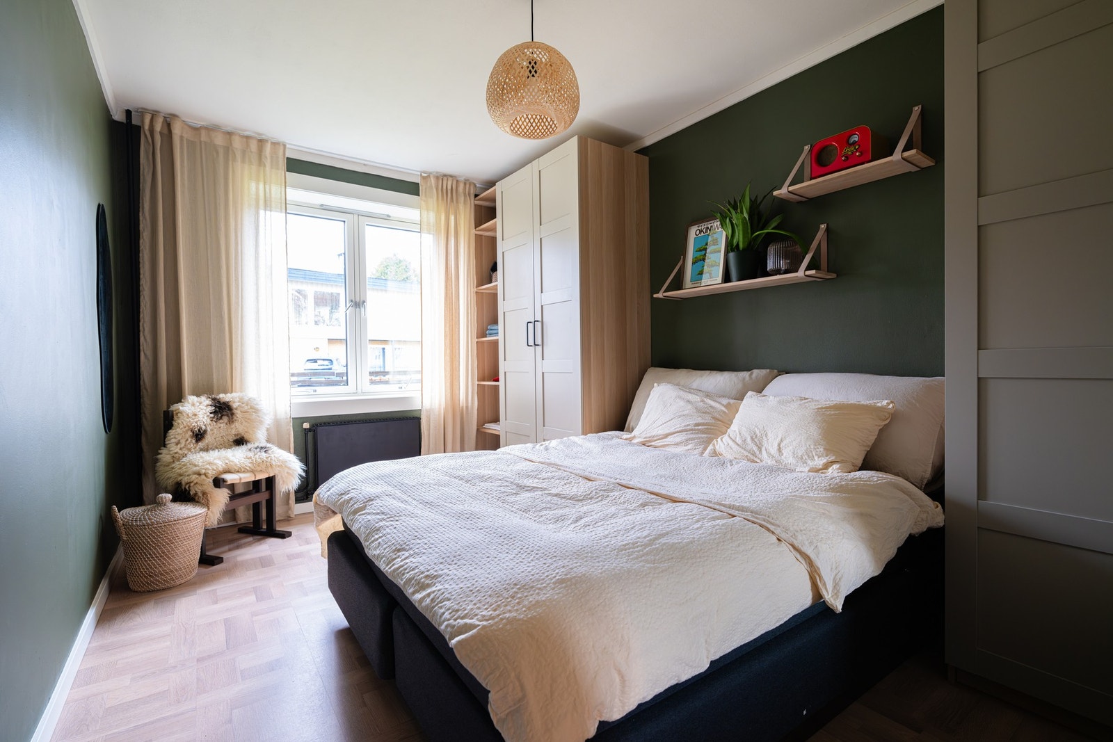 Boligens to soverom er av god størrelse. Galleribilde