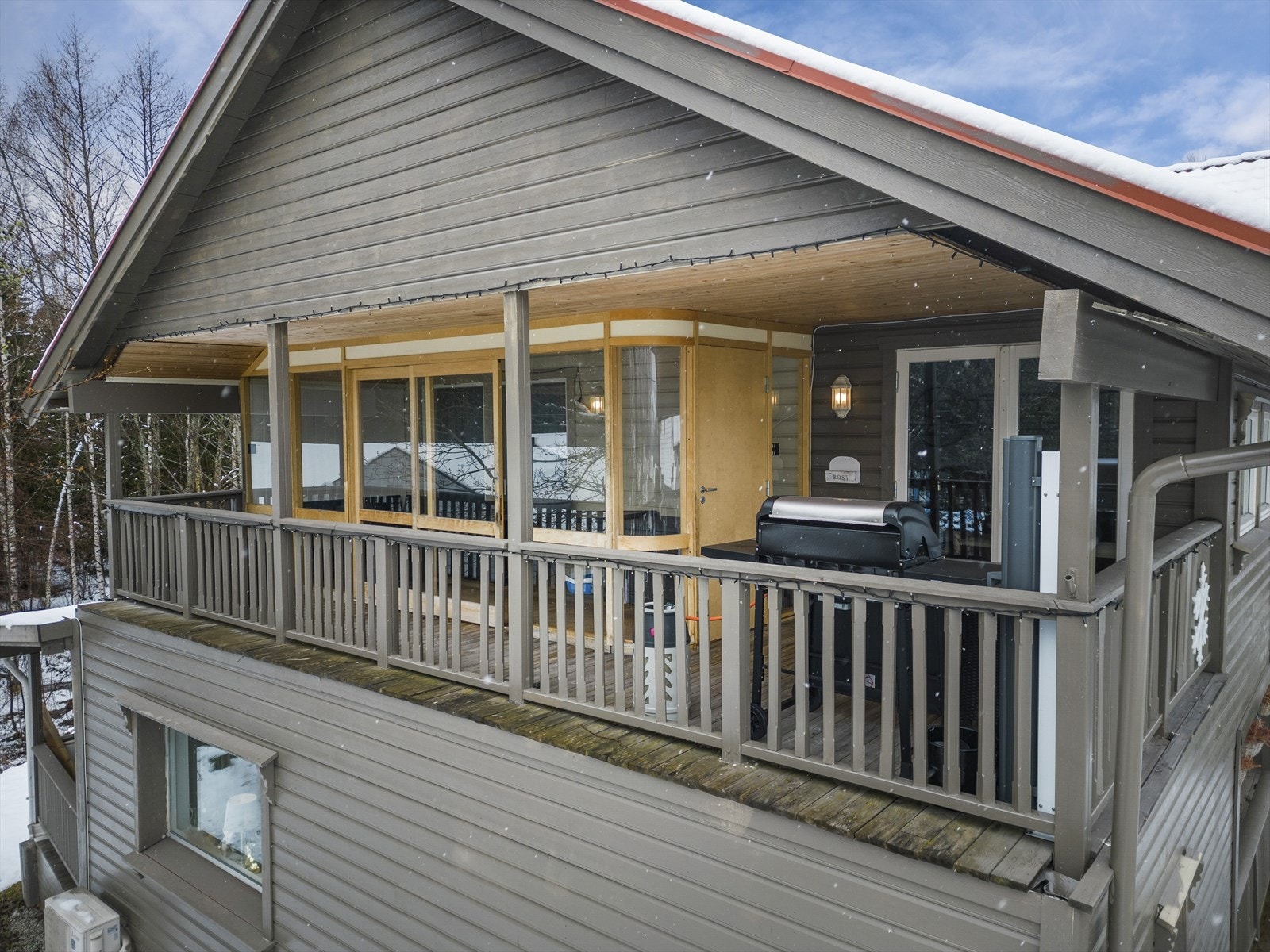 Veranda i 2. etasje. Galleribilde