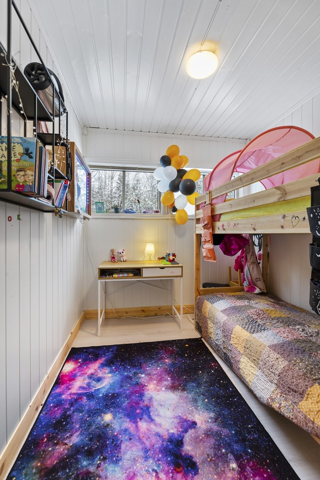 Soverom i hybelen i 1. etasje. Galleribilde