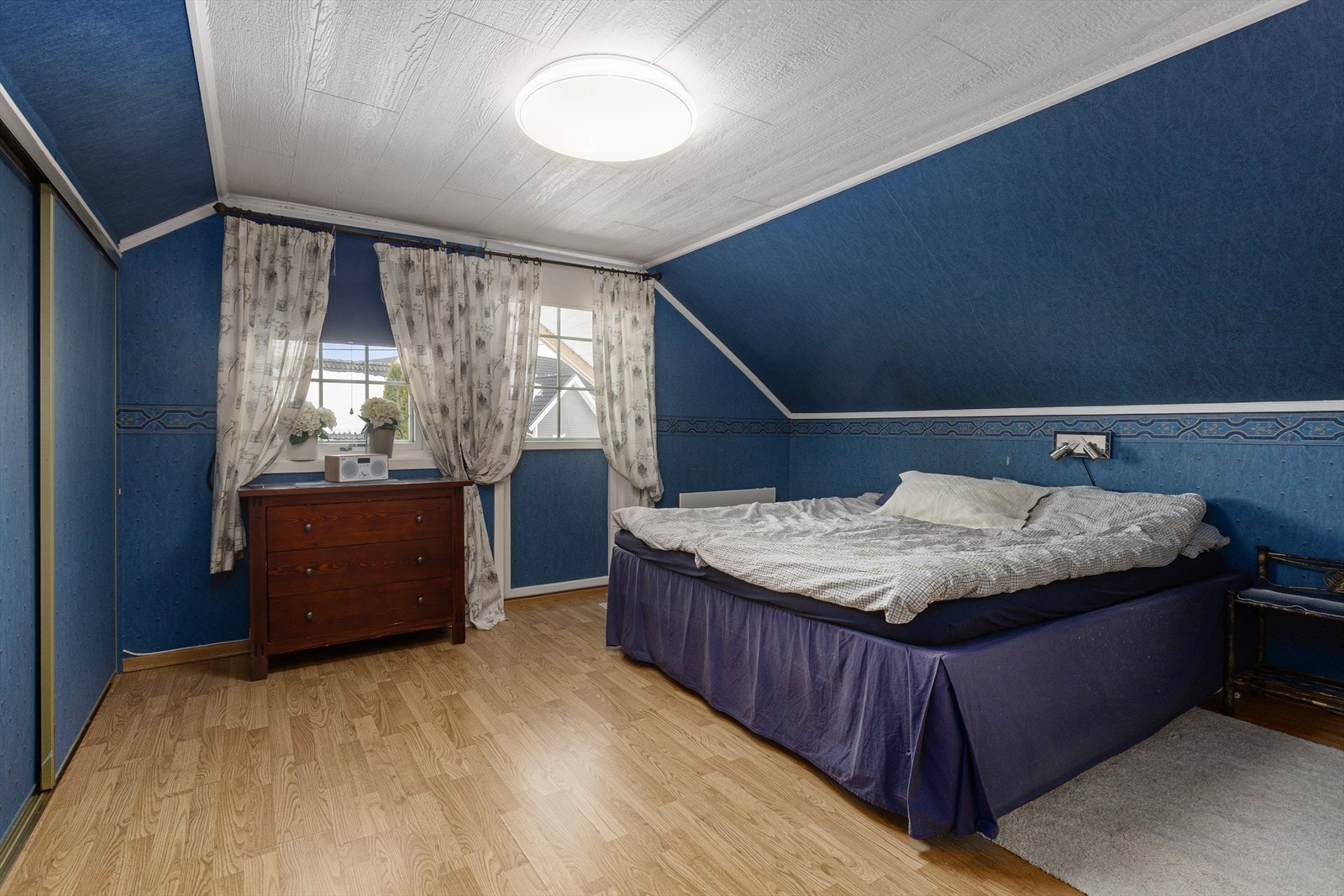 Boligen har totalt 3 soverom, alle i samme etasje. Galleribilde