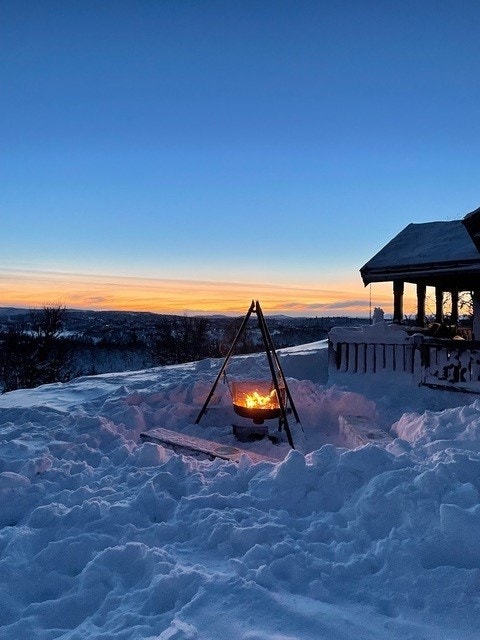 En koselig bålpanne skaper stemning året rundt og er et perfekt samlingssted.(Selgers eget bilde) Galleribilde
