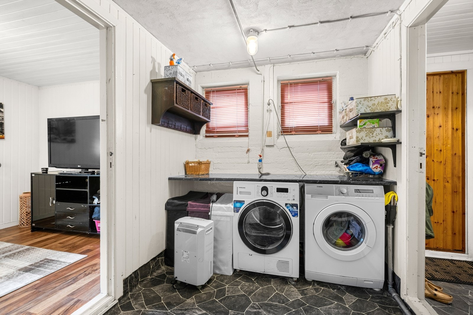 Vaskerom Galleribilde