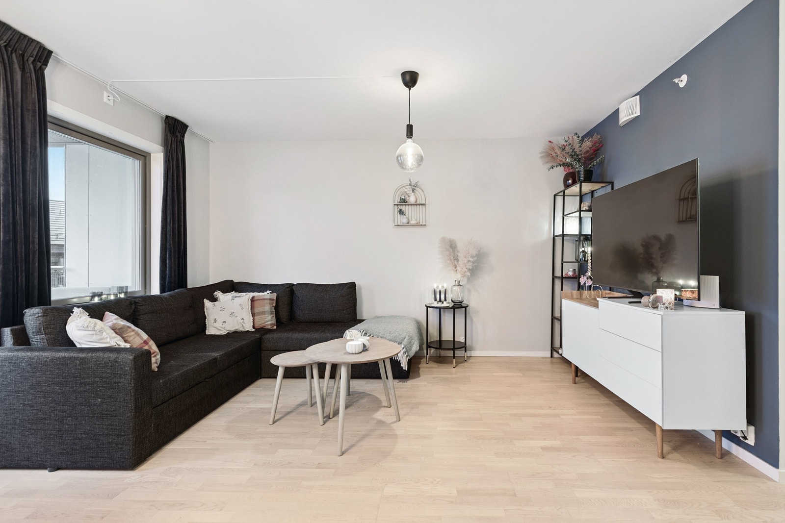 Etasjeskille er av betong. Galleribilde