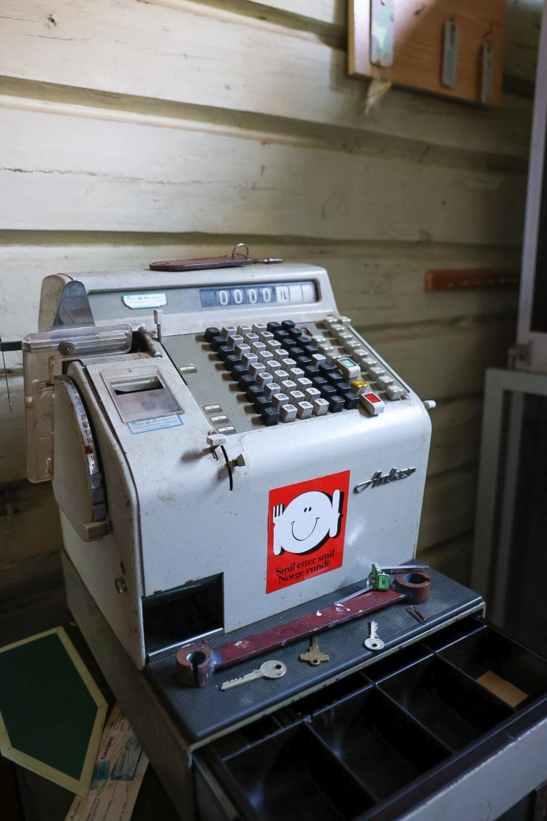 Mange gamle antikviteter Galleribilde