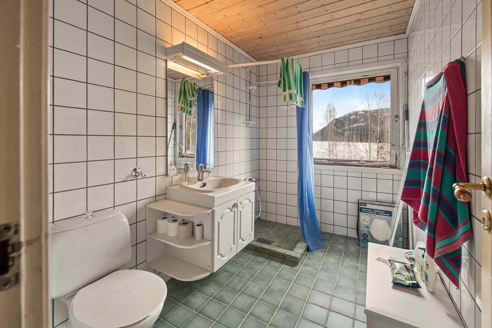 Bad i hovedetasjen Galleribilde