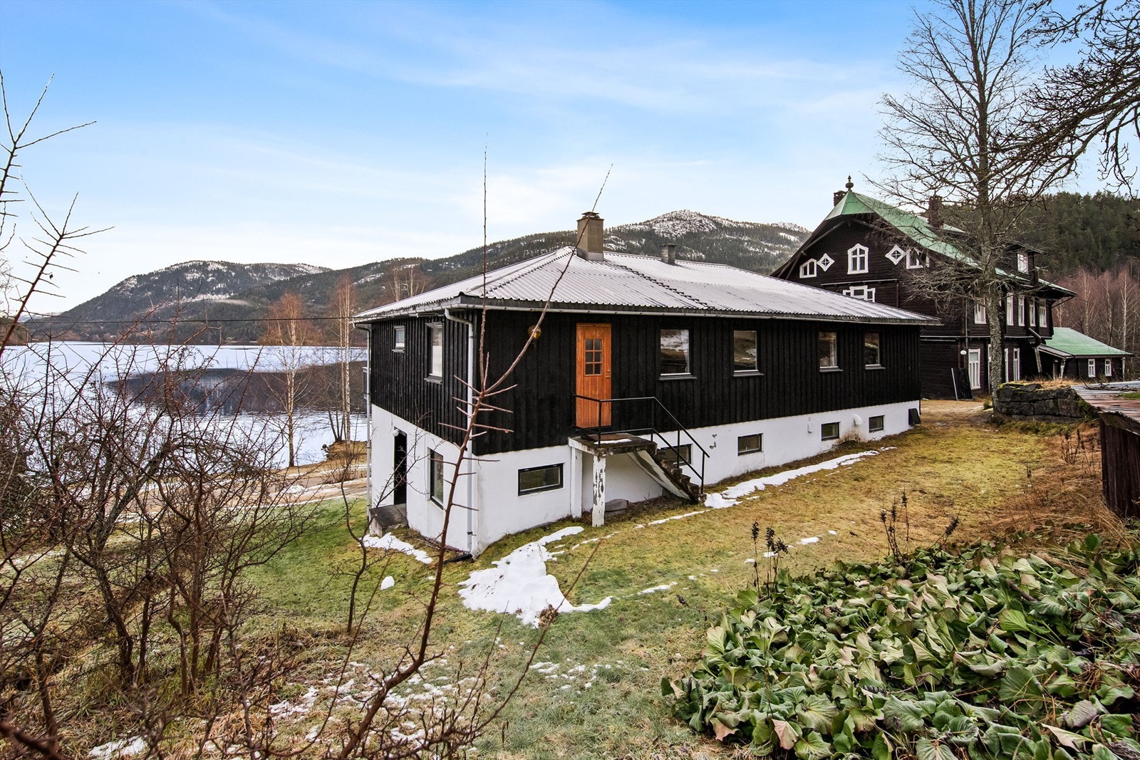 Frittliggende enebolig med stor tomt og sjølinje - Vråliosvegen 2140! Galleribilde