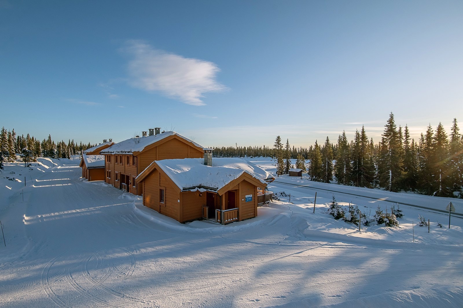 Hytta er et meget godt utleieobjekt og er knyttet opp mot avtale i Sjusjøen Hytteutleie. Galleribilde