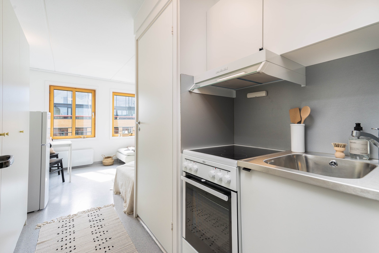 Kjøkken i inngangspartiet for max. utnyttelse av boligen Galleribilde