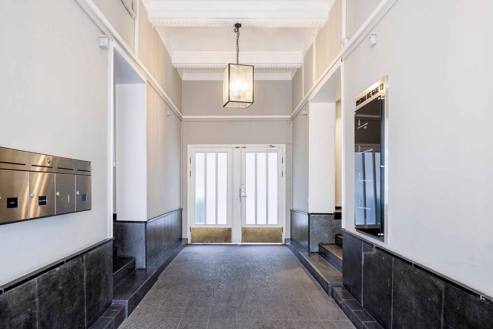 Inngangsparti Galleribilde