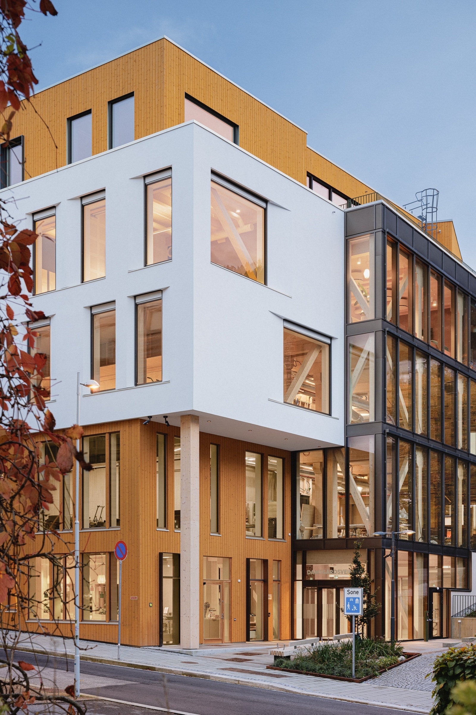 Krohnen ligger sentralt i Solheimsviken. Foto: Alex Coppo Galleribilde