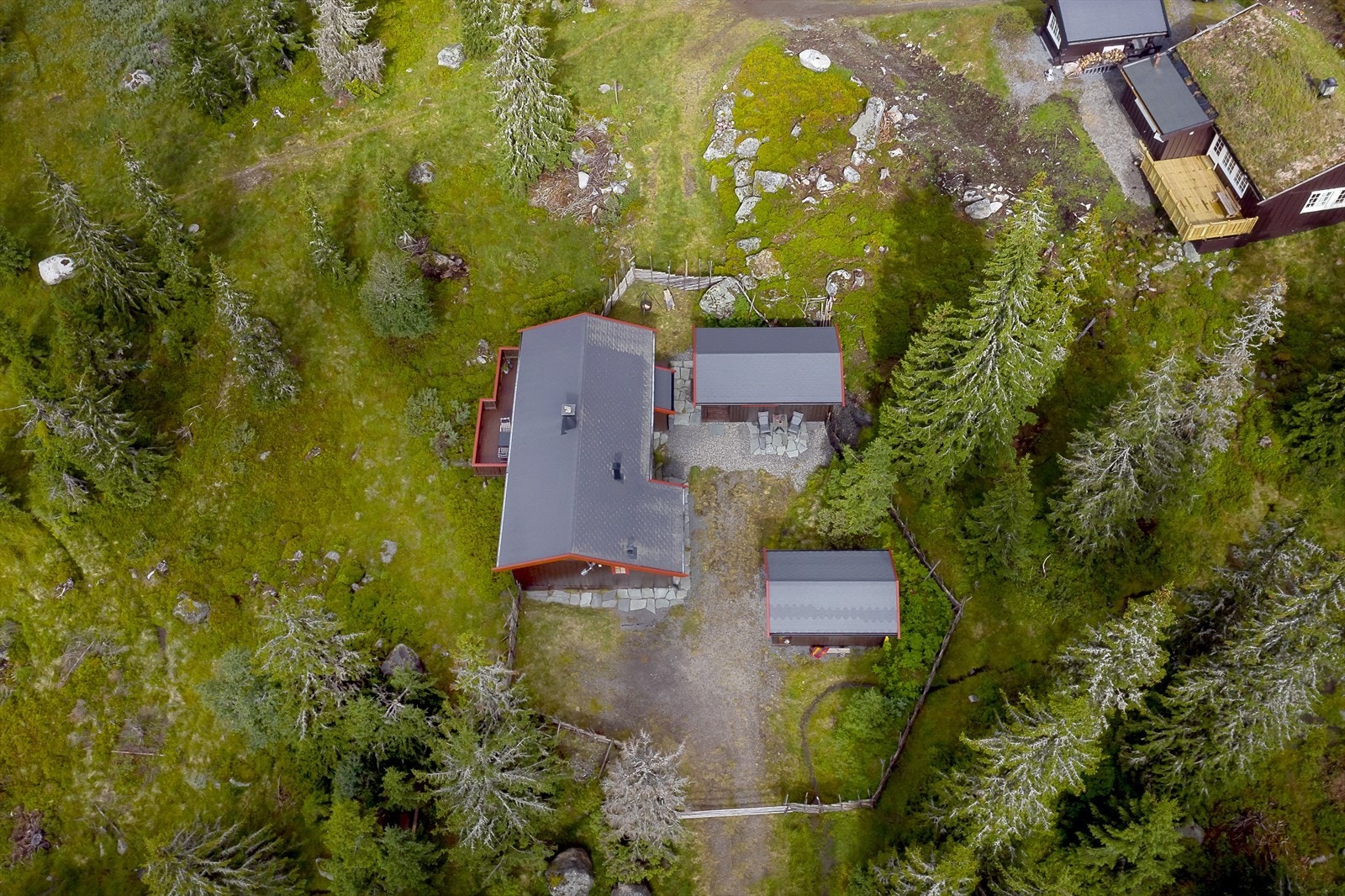 Hyttetunet fra oven. Galleribilde