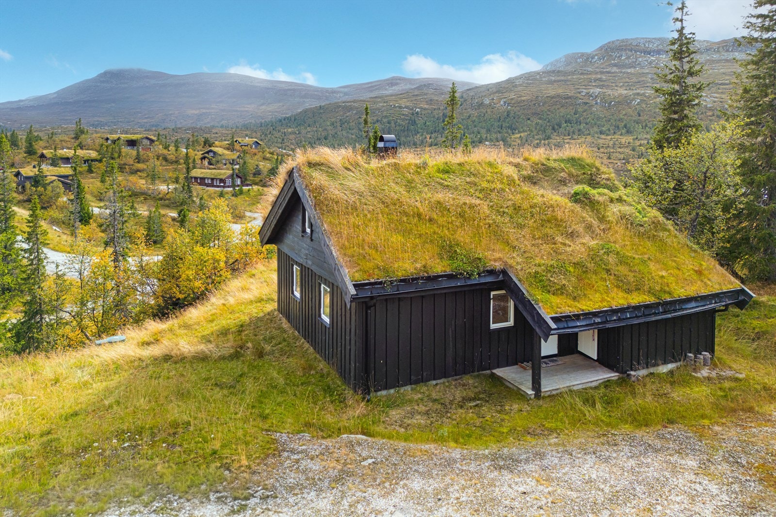 Tomten rommer flere biloppstillingsplasser Galleribilde