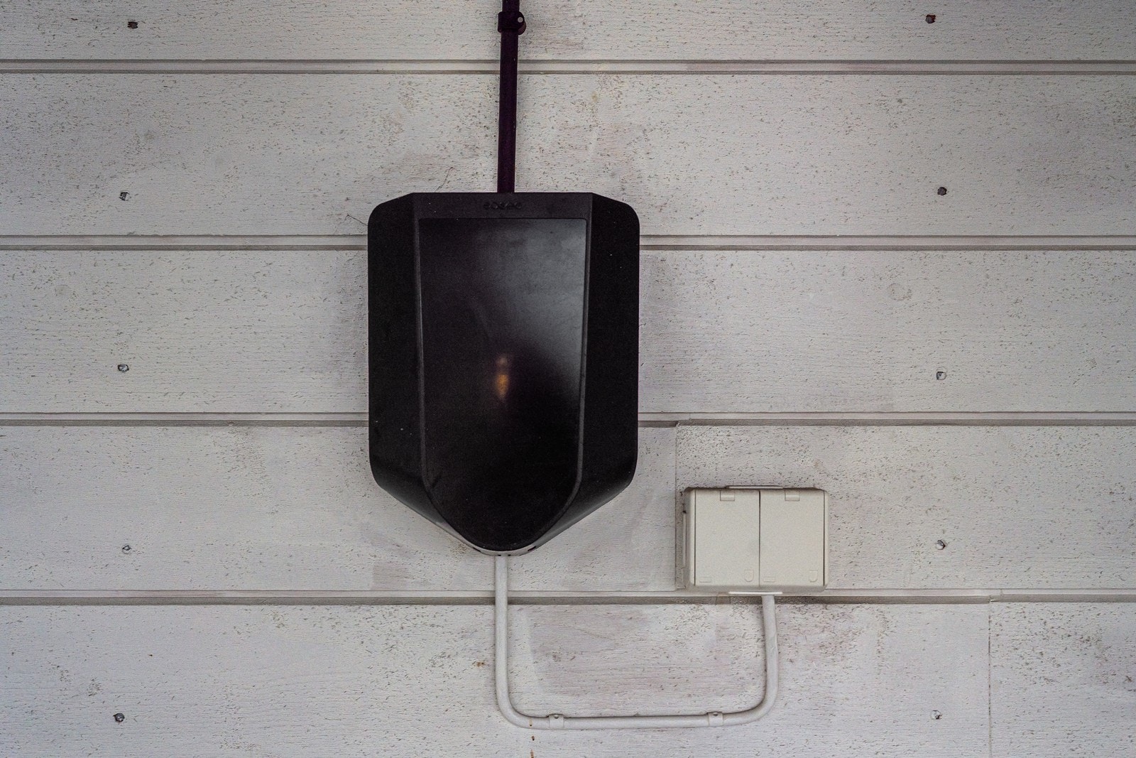 Leiligheten disponerer også carport med opplegg for elbil lader. Galleribilde