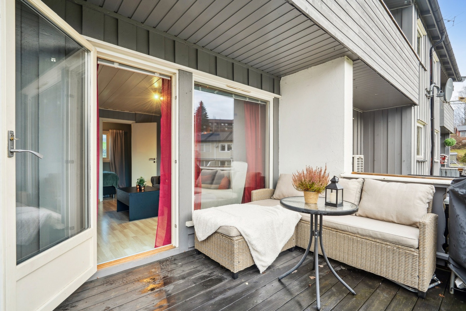 Plass til utemøbler og grill. Galleribilde